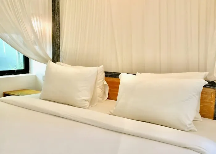 Stylish 4bed Luxury With Private Pool Access ヴィラ *