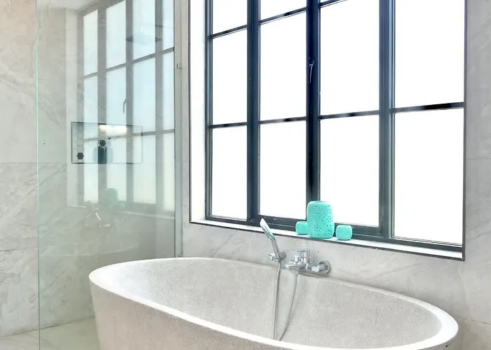 Stylish 4bed Luxury With Private Pool Access * チャングー
